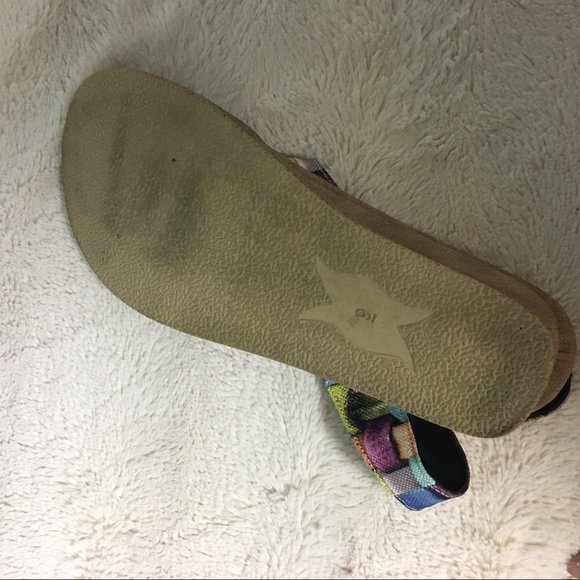 Modzori Ladies Feena Reversible Slingback Wedge Sandal - Picture 6 of 14